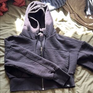Black Zip-Up Cropped Hoodie